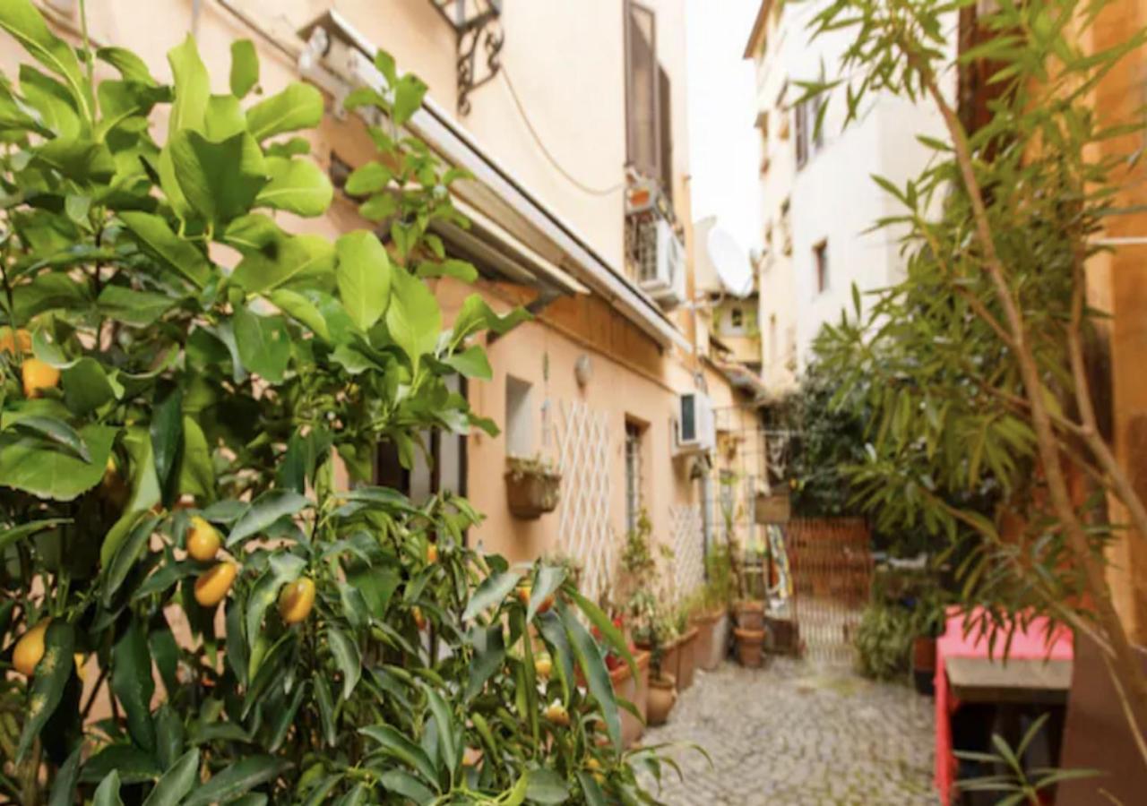 Independent With Garden Heart Of Trastevere John Cabot Rome Buitenkant foto
