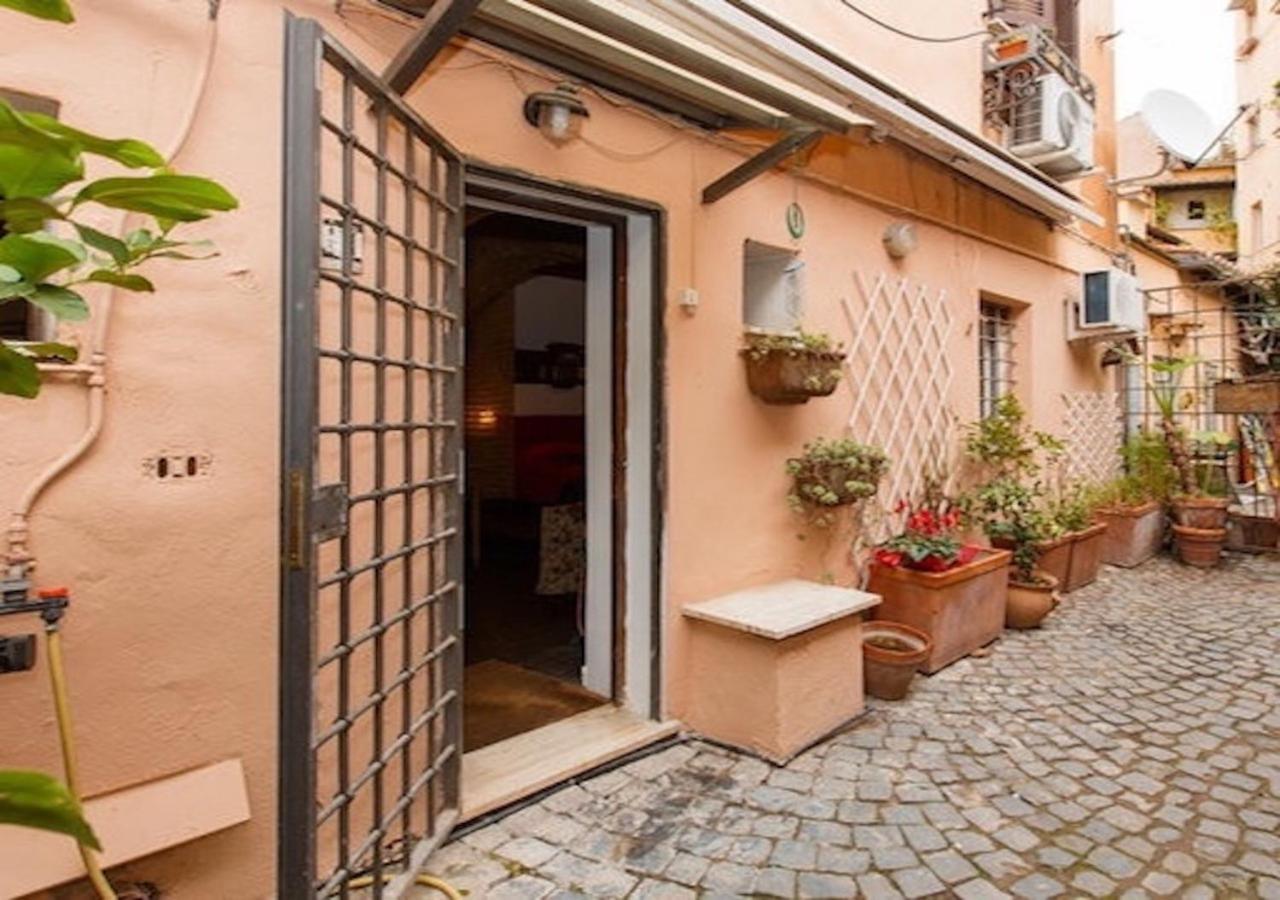 Independent With Garden Heart Of Trastevere John Cabot Rome Buitenkant foto